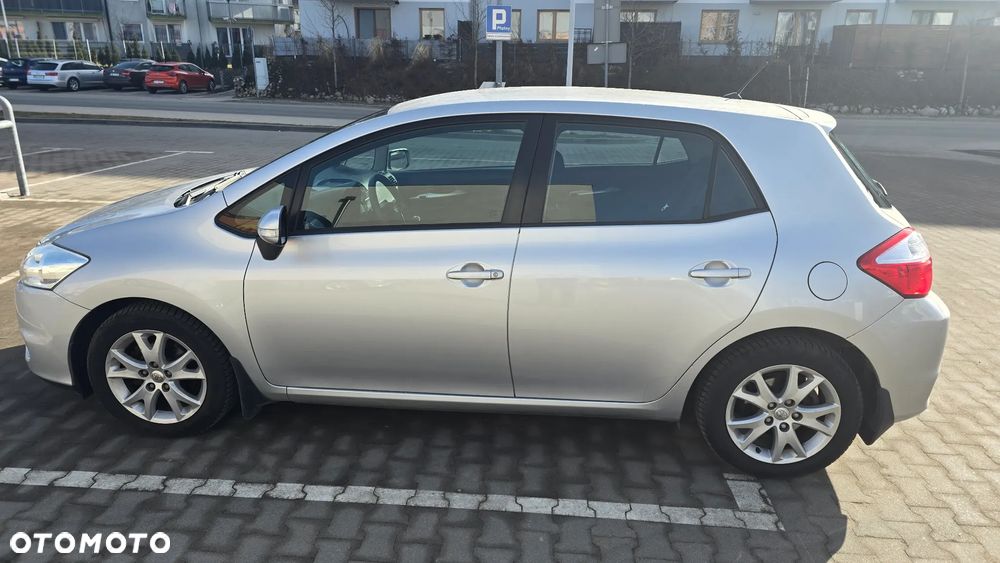 Toyota Auris 1.6 Active - 13