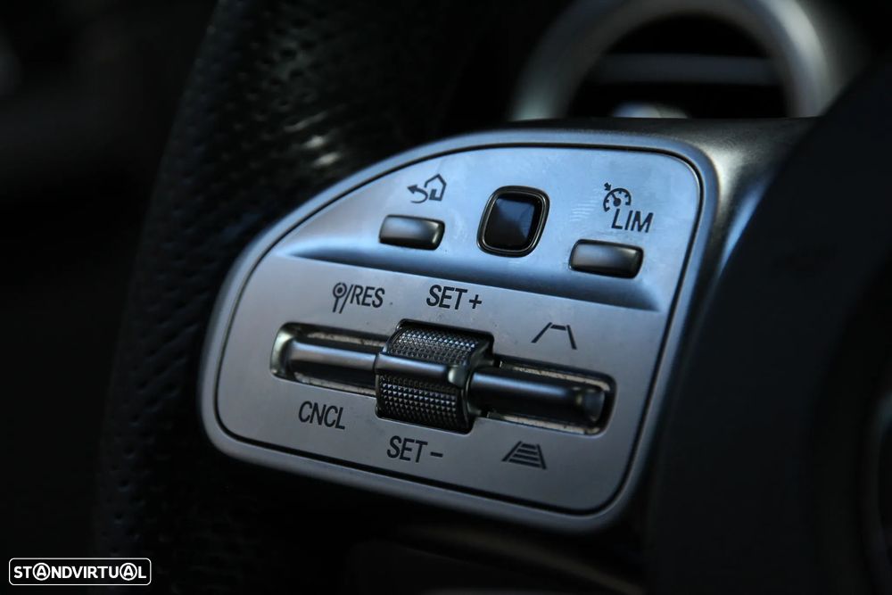 Mercedes-Benz C 300 de AMG Line - 20