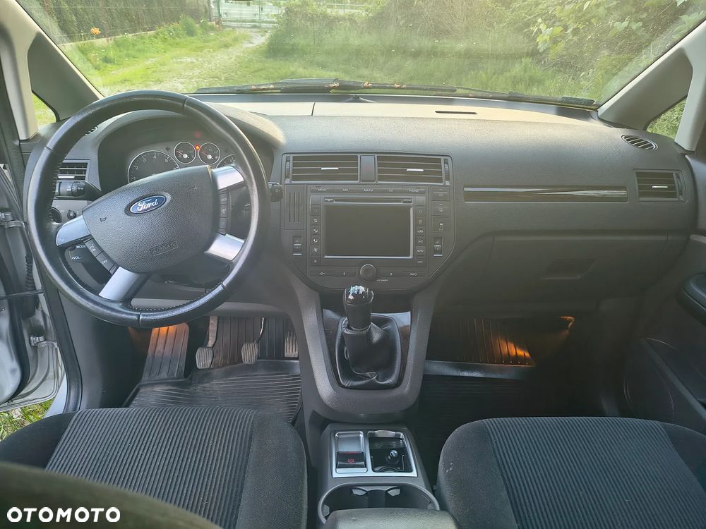 Ford C-MAX - 11