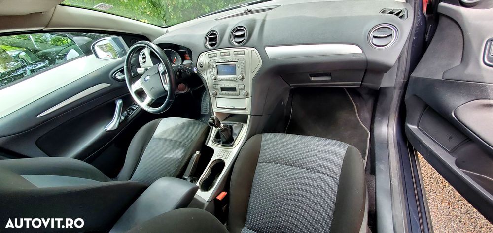 Ford Mondeo 2.2 TDCi Titanium - 9
