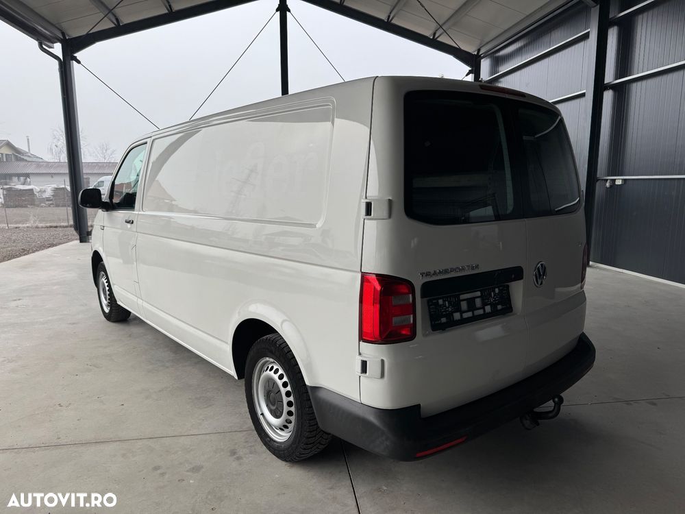 Volkswagen Transporter T6 - 6