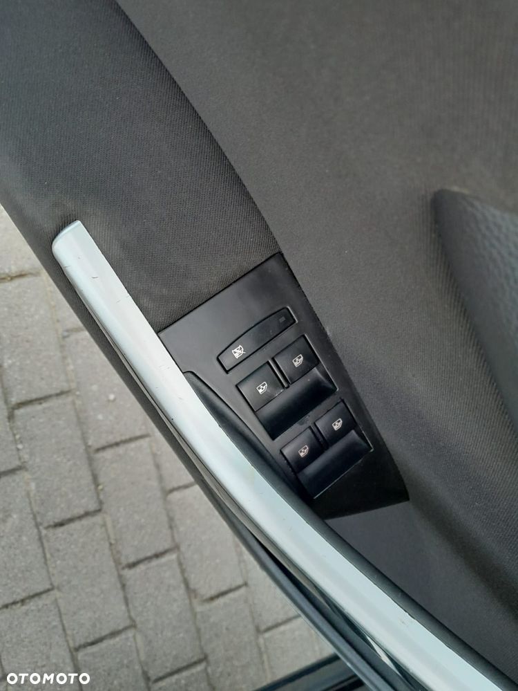 Opel Astra - 11