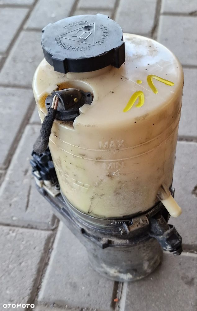 POMPA WSPOMAGANIA OPEL VECTRA C - 1