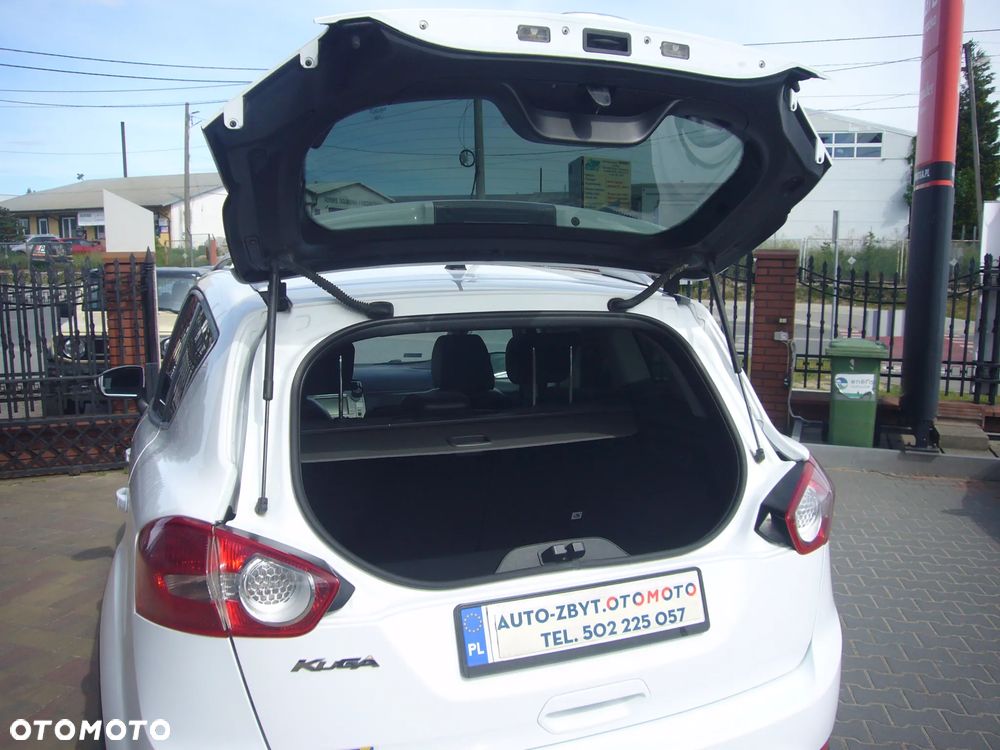 Ford Kuga 2.0 TDCi 2x4 Titanium - 21