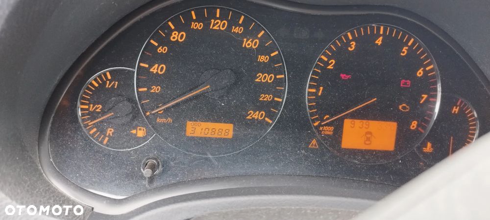 Toyota Avensis 2.0 VVT-i Prestige - 15