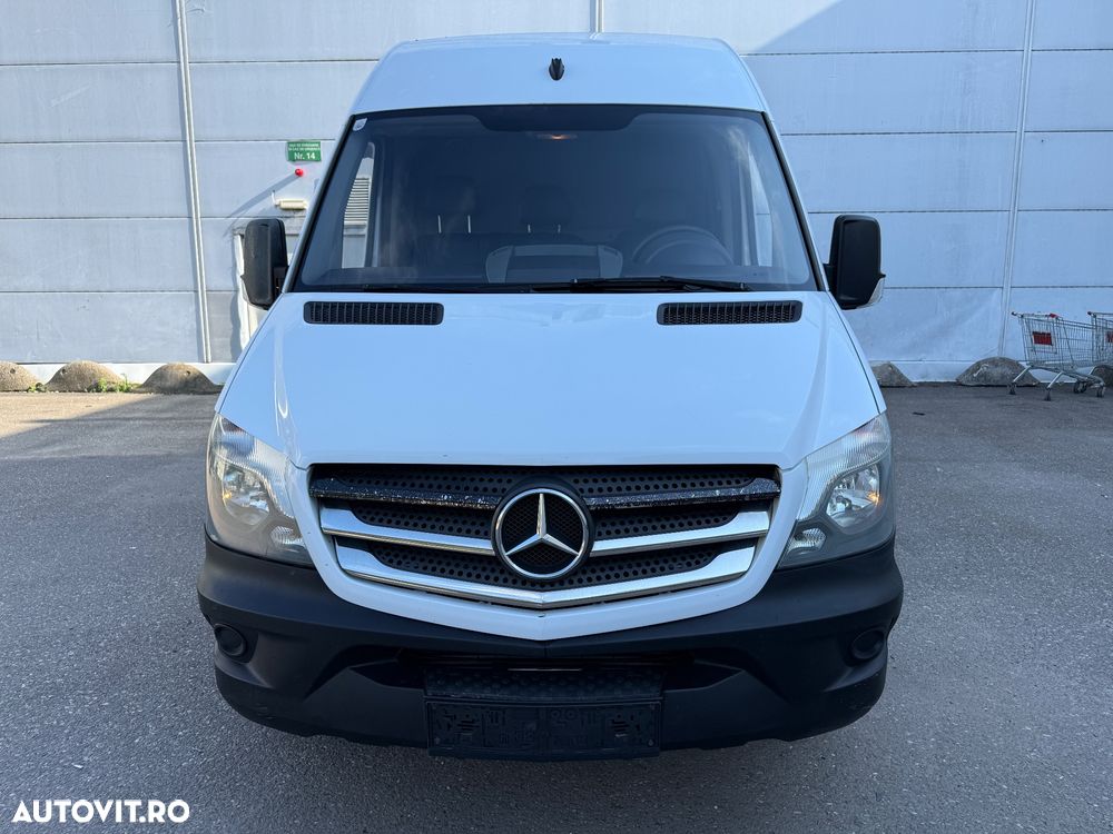Mercedes-Benz Sprinter - 5