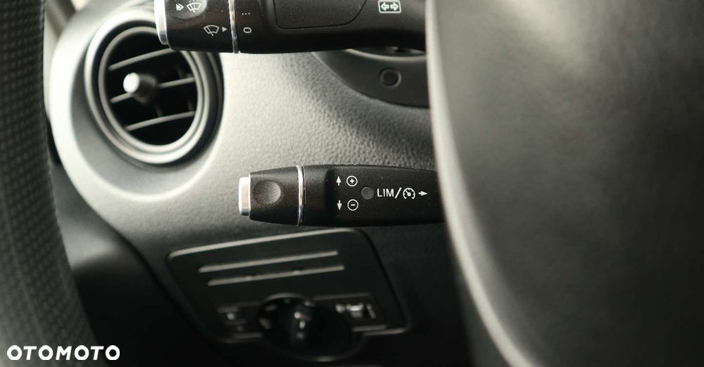 Mercedes-Benz Vito - 27