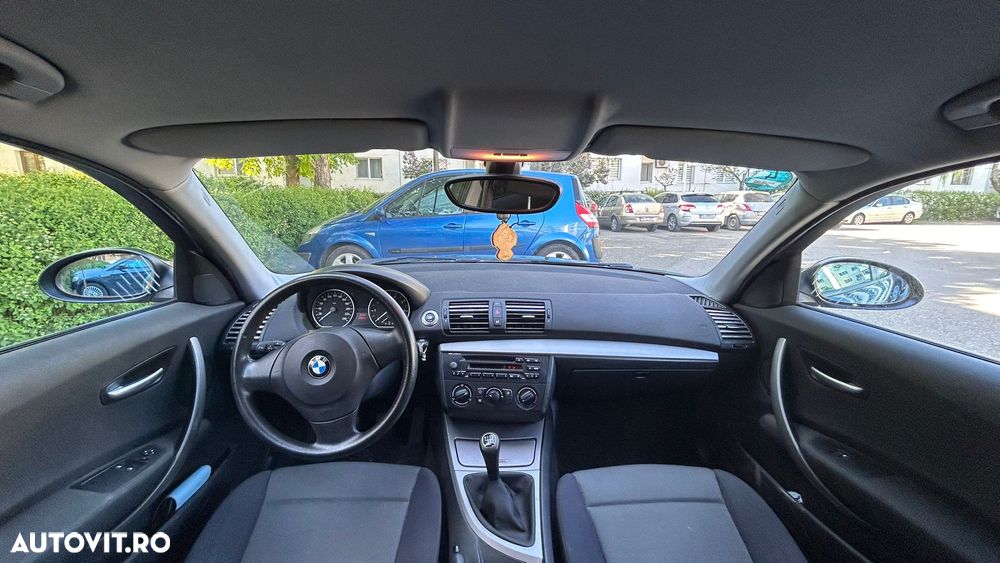 BMW Seria 1 116i - 4