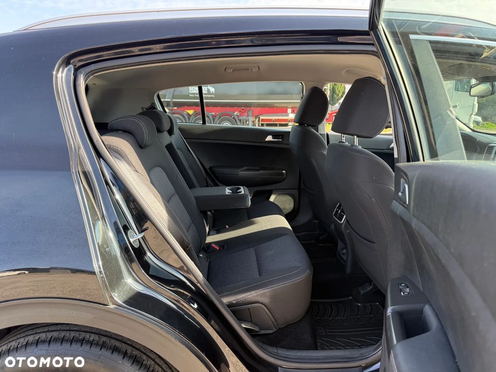 Kia Sportage 1.6 GDI 2WD VISION - 27