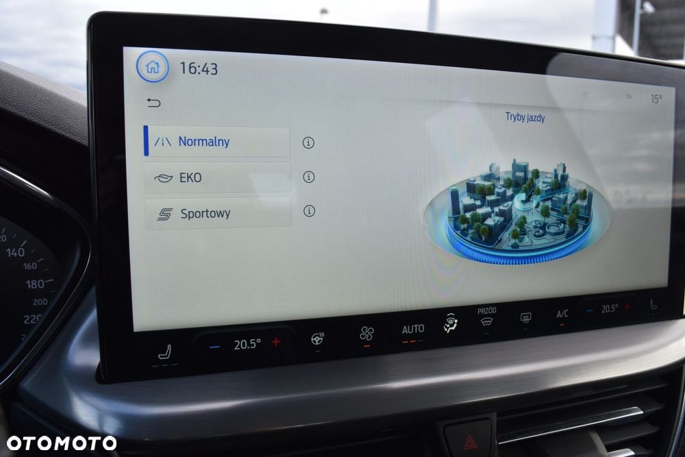 Ford Focus 1.0 EcoBoost Titanium - 19