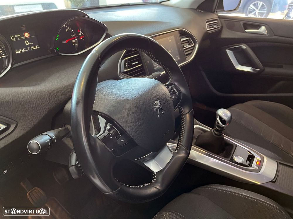 Peugeot 308 SW 1.5 BlueHDi Allure Pack - 32