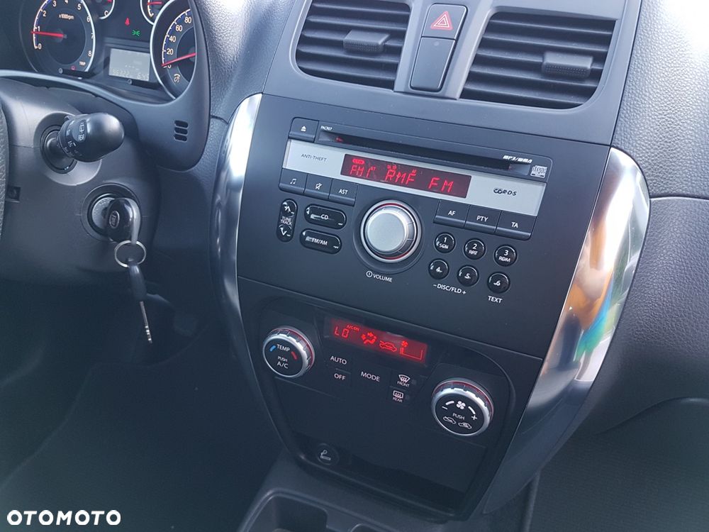 Fiat Sedici 1.6 16V 4x4 Luxury - 32