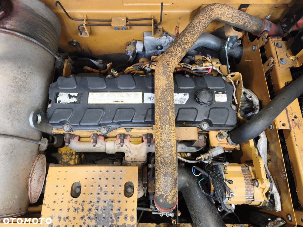 Caterpillar 330D - 7