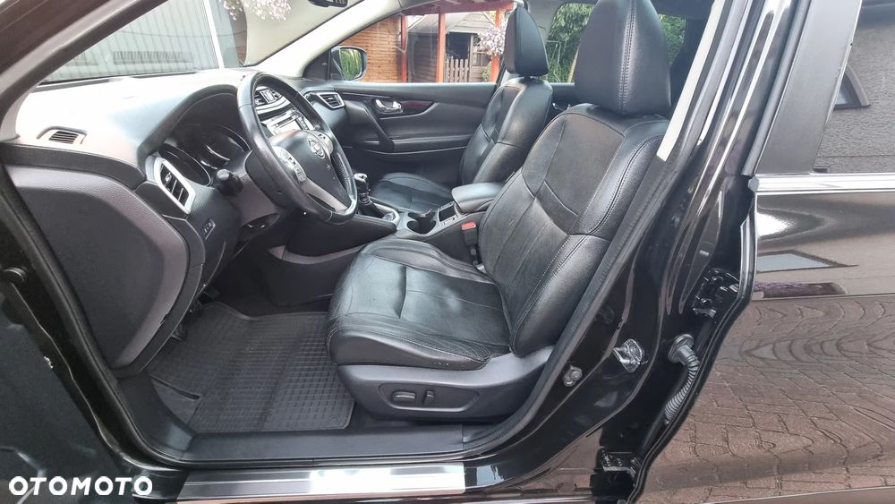 Nissan Qashqai 1.6 dCi DPF tekna - 11
