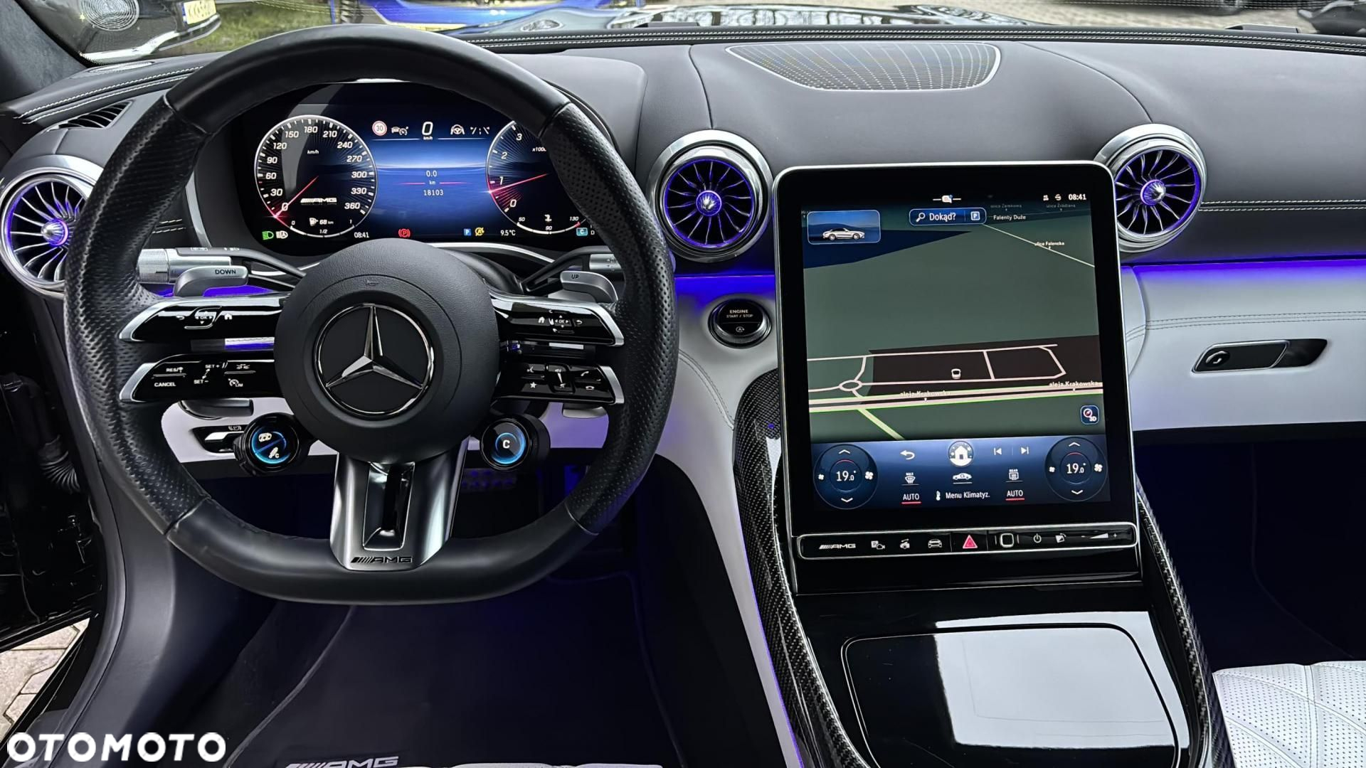 Mercedes-Benz SL - 13