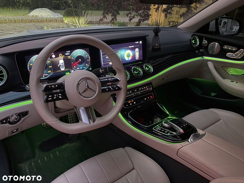 Mercedes-Benz Klasa E 450 4-Matic AMG - 9