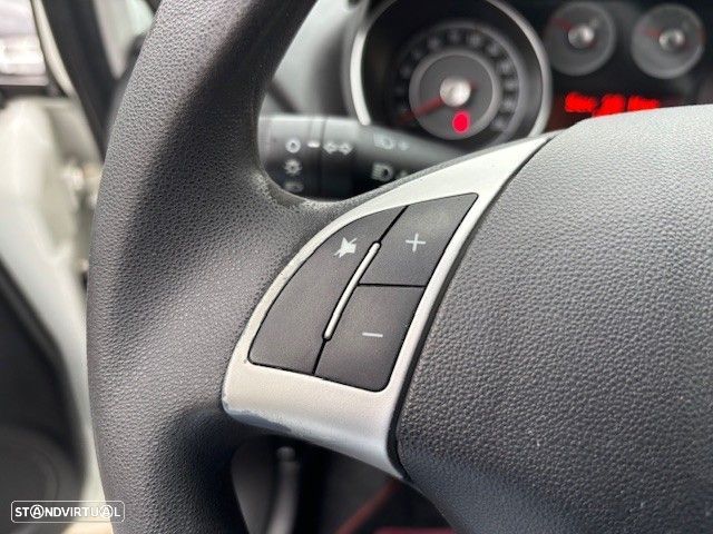 Fiat Punto 1.2 Young II S&S - 18