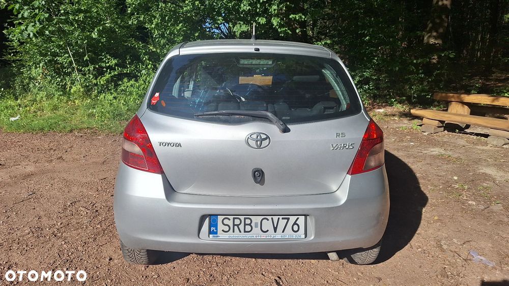 Toyota Yaris 1.0 VVT-i Luna - 4