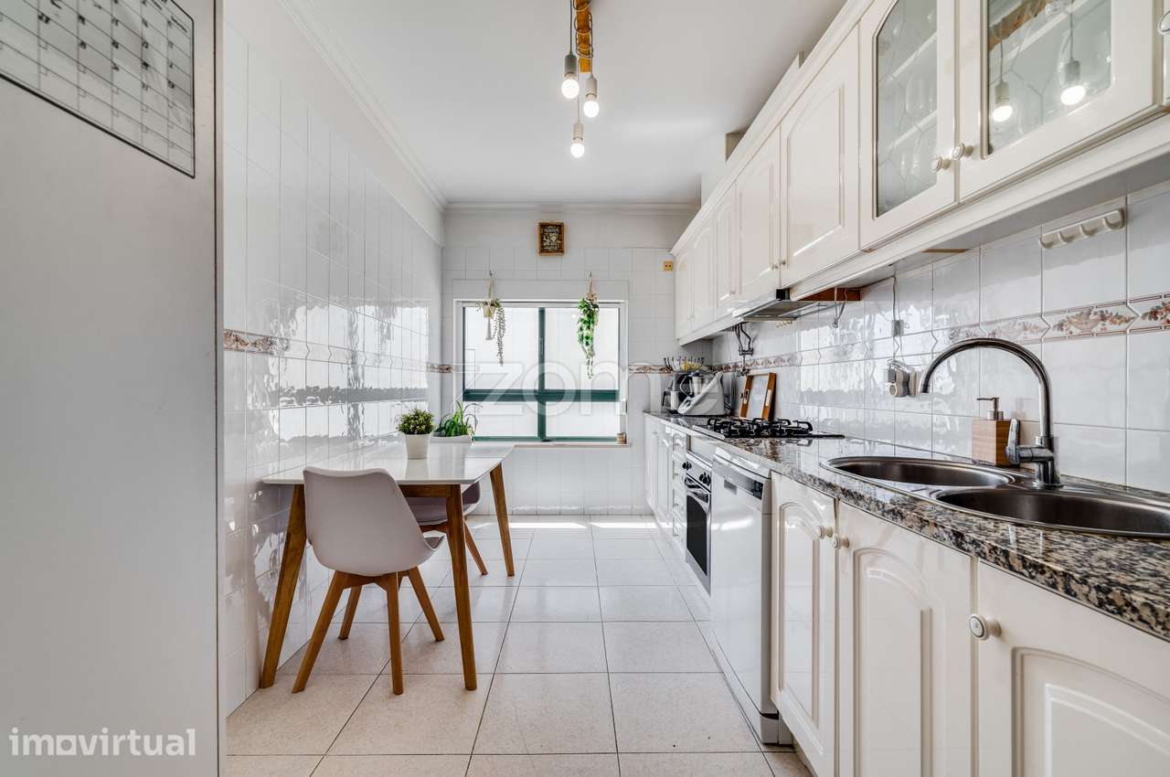 Apartamento T2 + 1 em Lagoa - Grande imagem: 4/33
