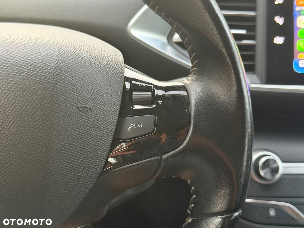 Peugeot 308 BlueHDi 100 Stop & Start Active Pack - 26