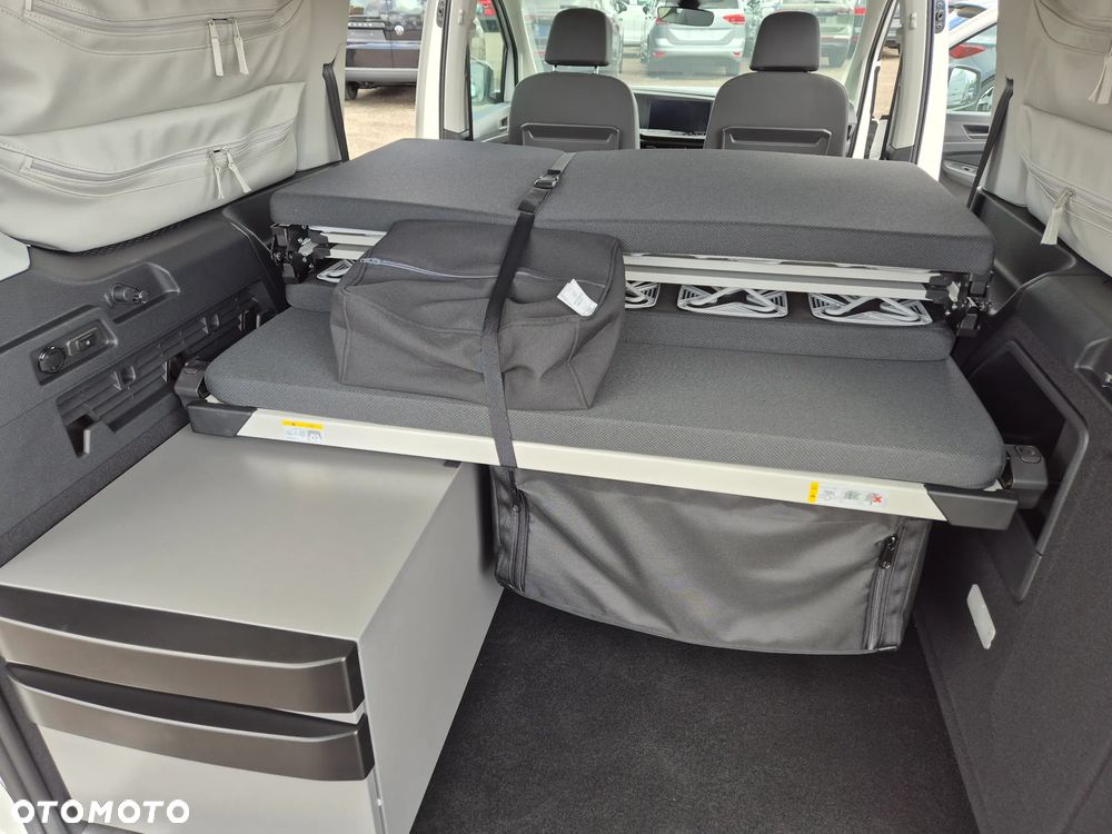 Volkswagen Caddy California - 22