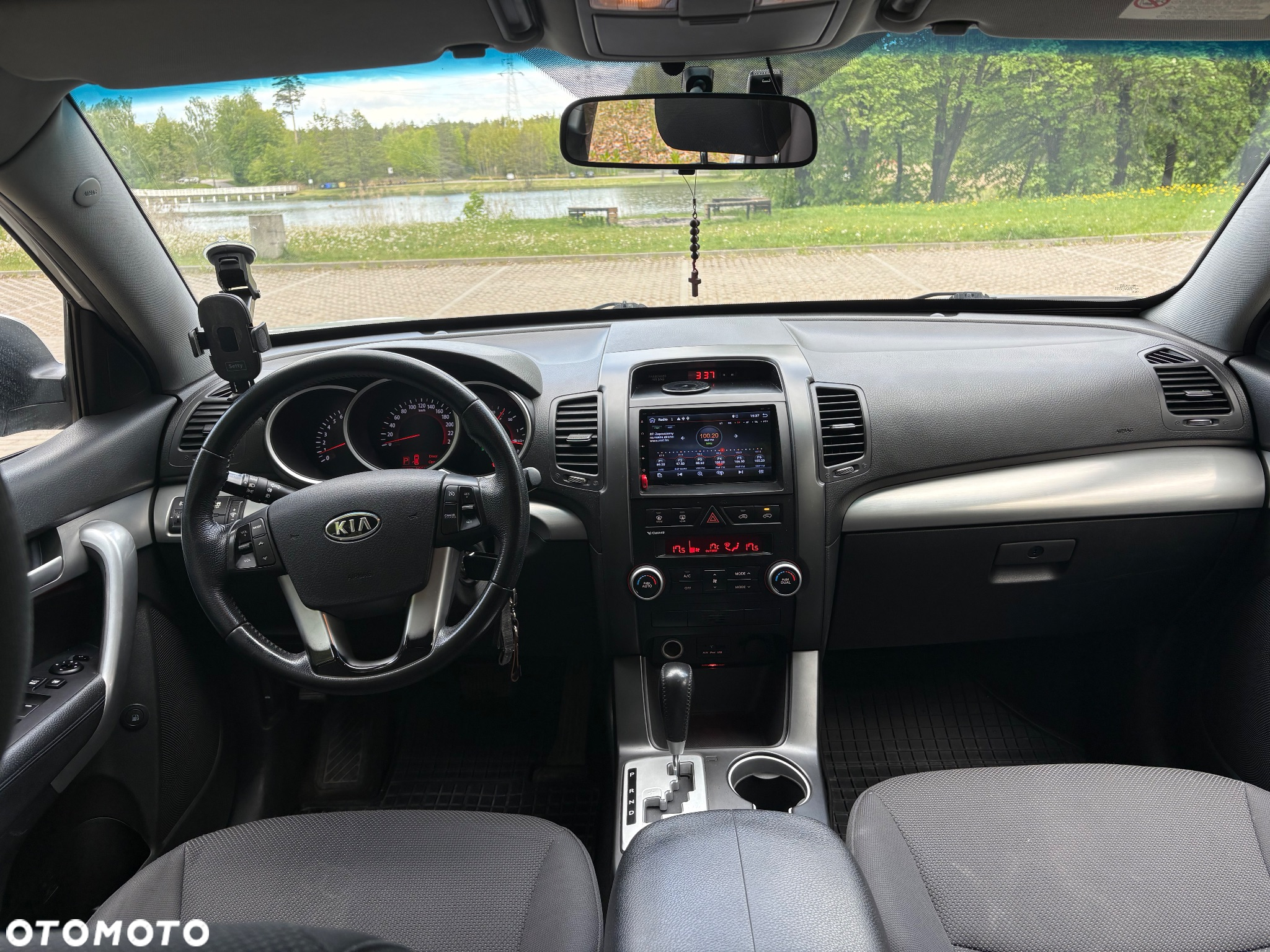 Kia Sorento - 11