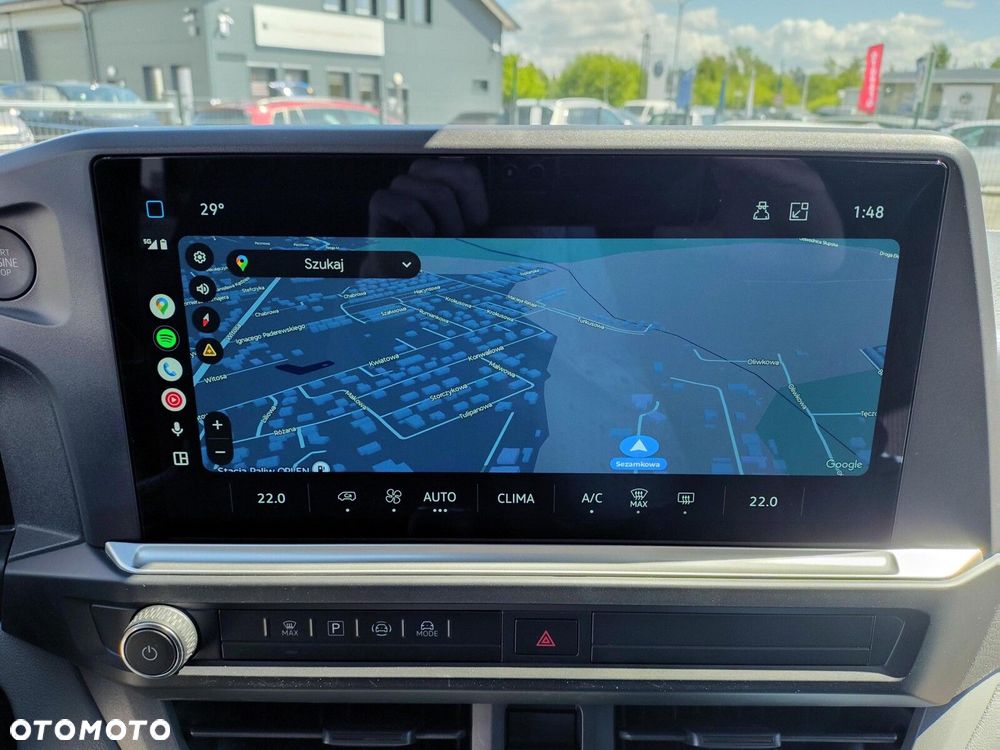 Volkswagen Caravelle 2,0 l TDI 150 KM / skrzynia biegów: 6-biegowa manualna rozstaw osi: 3500 mm - 31