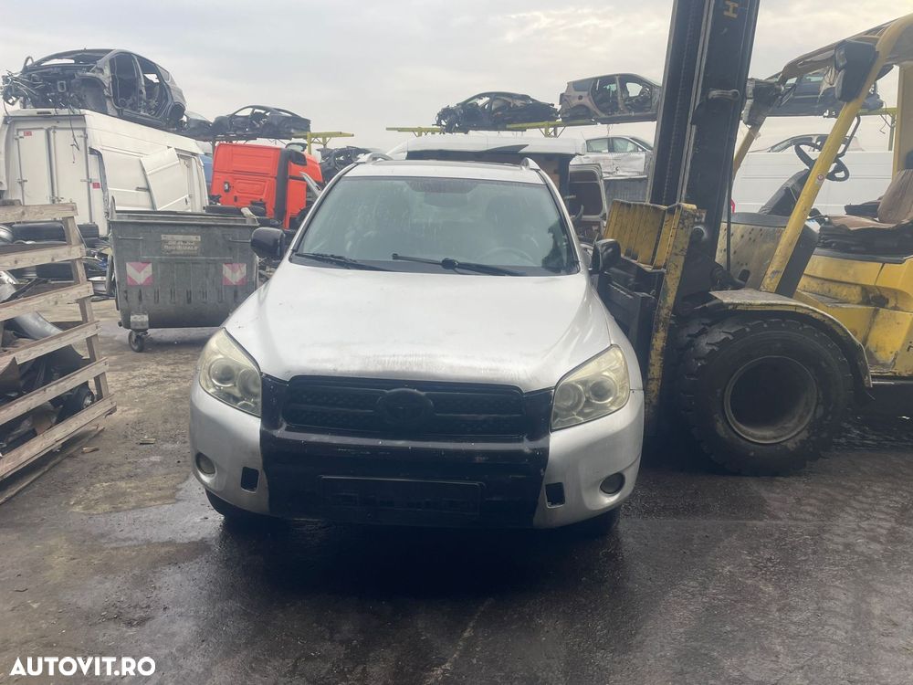 Carenaj dreapta fata Toyota RAV4 3 (XA30) [2005 - 2010] 2.2 d-4d 2ADF - 4