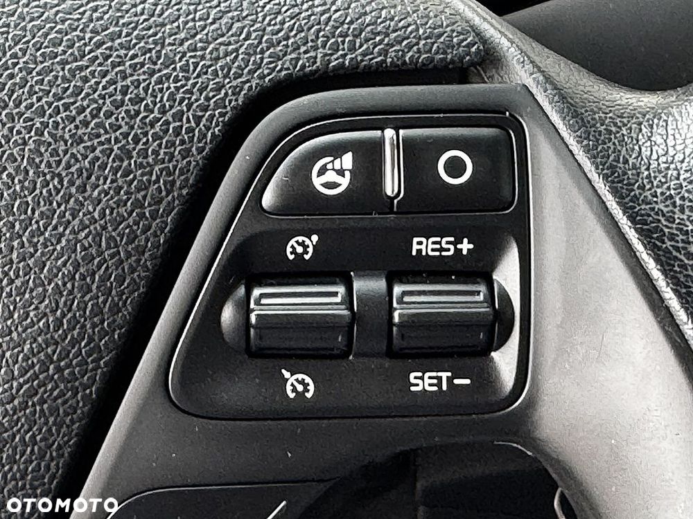 Kia Ceed 1.6 GDI L - 22