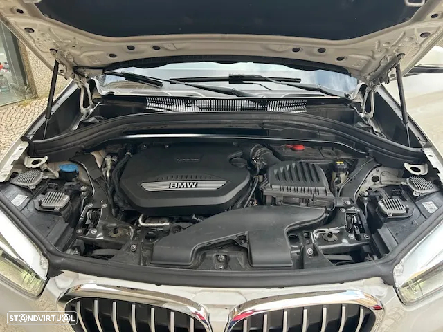 BMW X1 16 d sDrive Auto Line Sport - 20