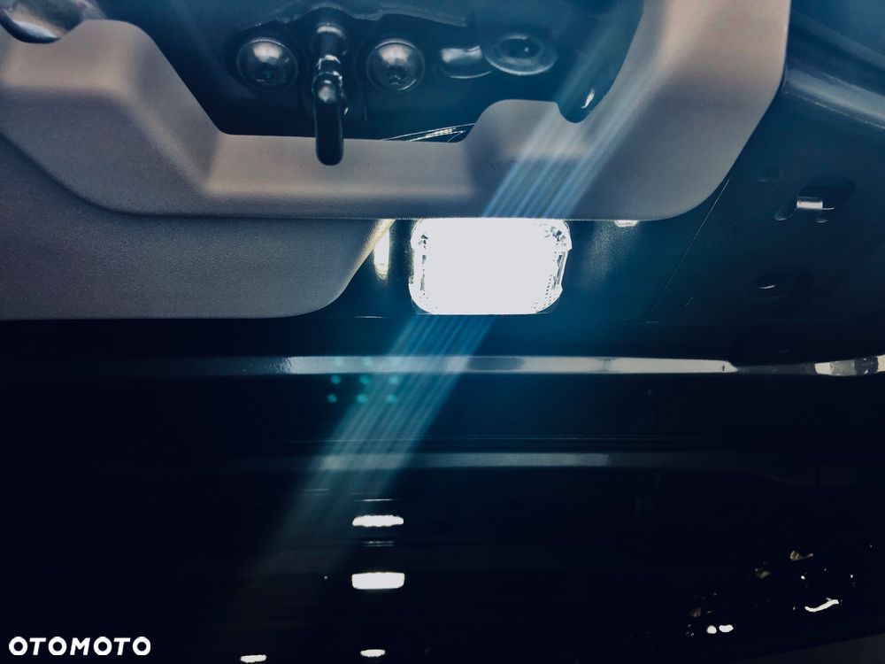 Ford Ford Transit Custom Van Limited 2.0 170KM AWD AT8 - 19