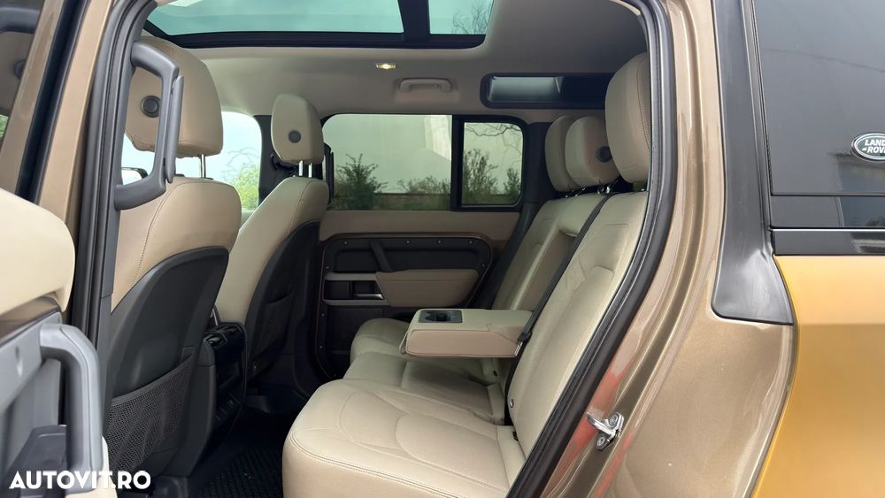 Land Rover Defender 90 3.0D 250 MHEV Hard Top X-Dynamic SE - 29
