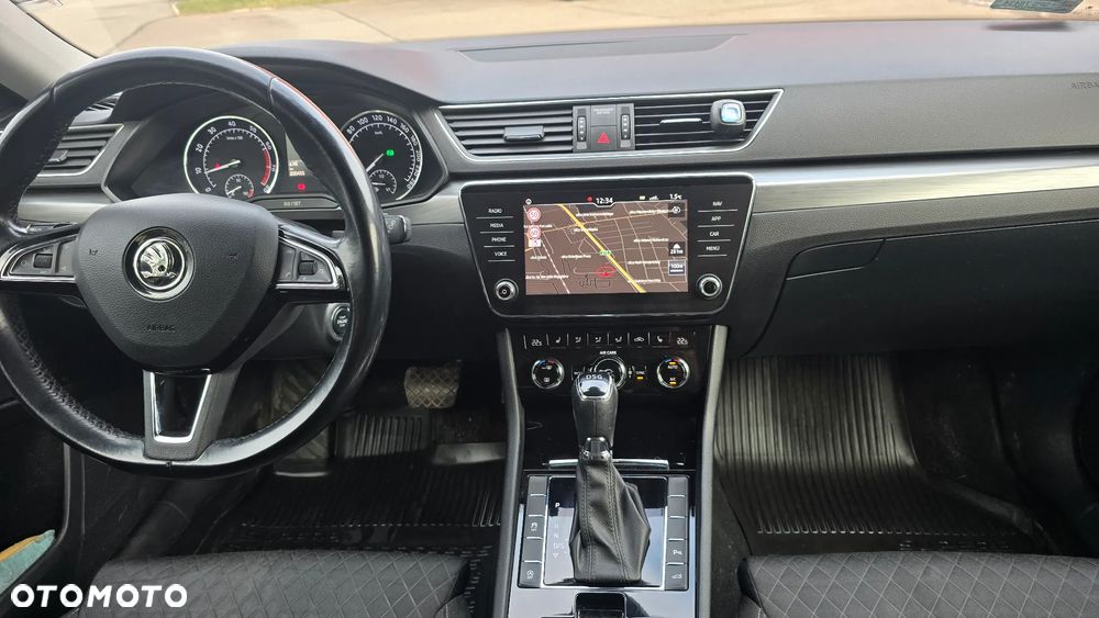 Skoda Superb 2.0 TSI Style DSG - 13