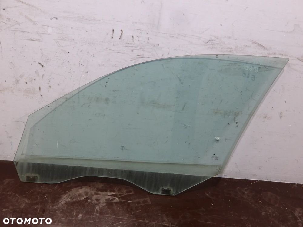 BMW E60 LIFT 07-10 SZYBA PRAWA PRZEDNIA - 3