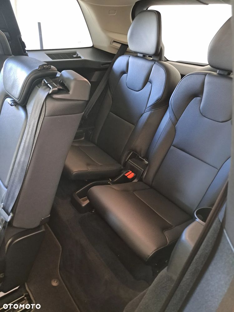 Volvo XC 90 T6 AWD Geartronic Momentum Pro - 11