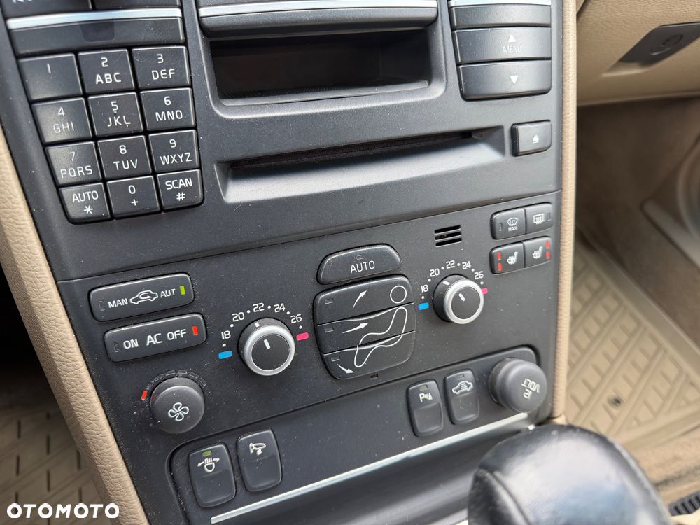 Volvo XC 90 D5 AWD Momentum - 19