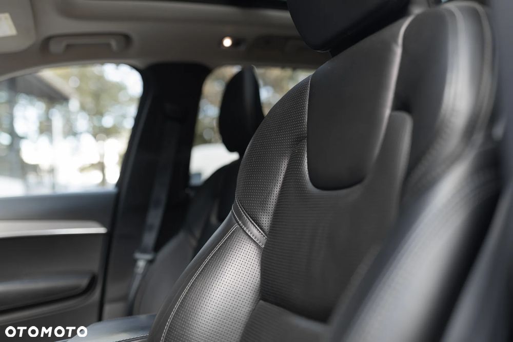 Volvo XC 90 D5 SCR AWD Inscription - 21