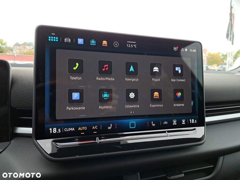 Volkswagen T-Roc 1.5 eTSI R-Line DSG - 28