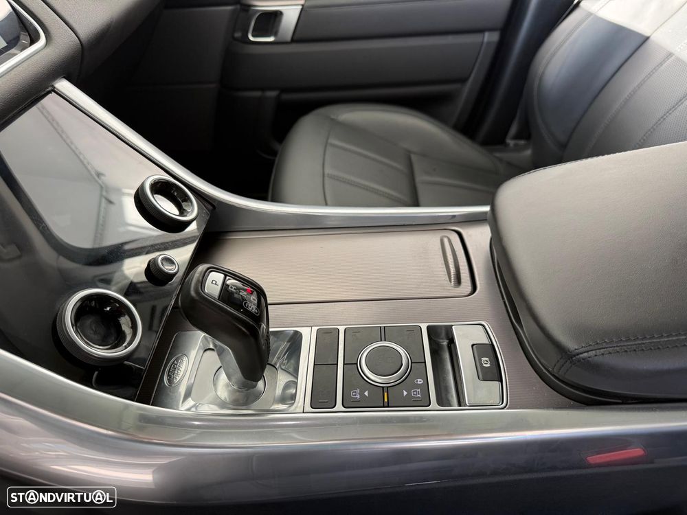 Land Rover Range Rover Sport - 12
