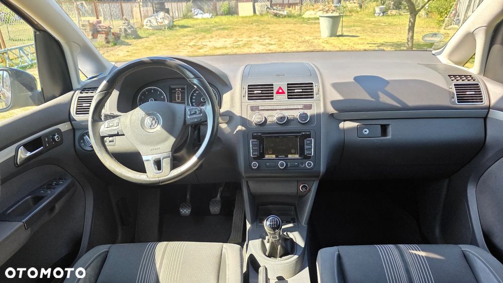 Volkswagen Touran 1.4 TSI Highline Perfectline - 18