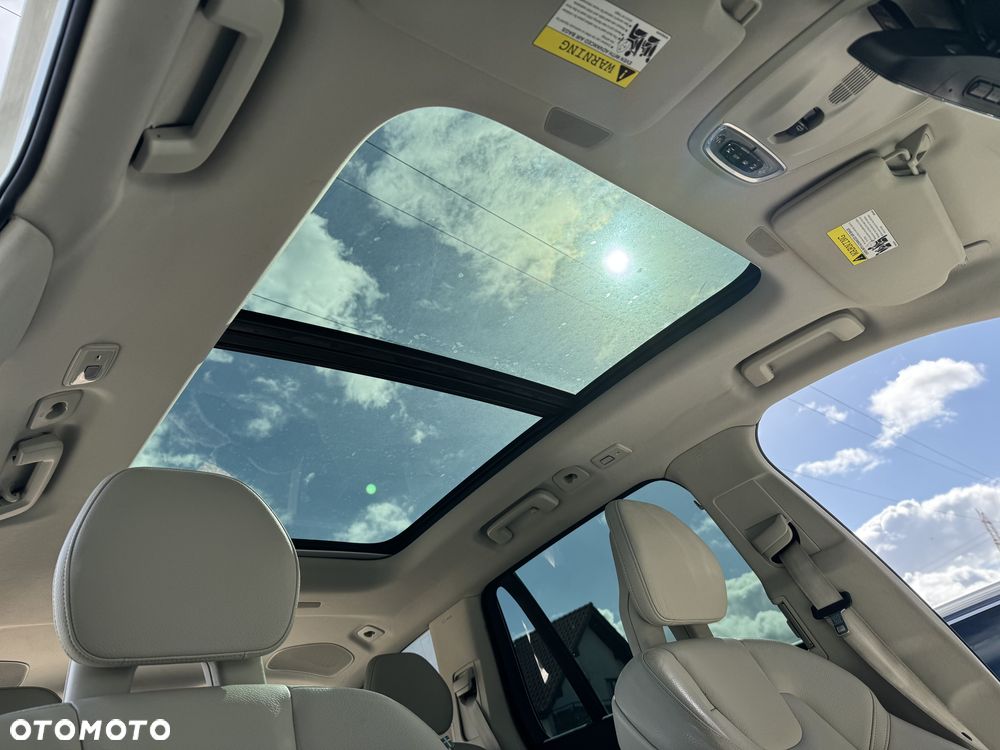 Volvo XC 90 - 22