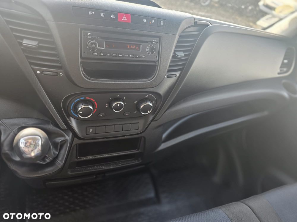 Iveco Daily 35c14 Kontener+Winda - 12