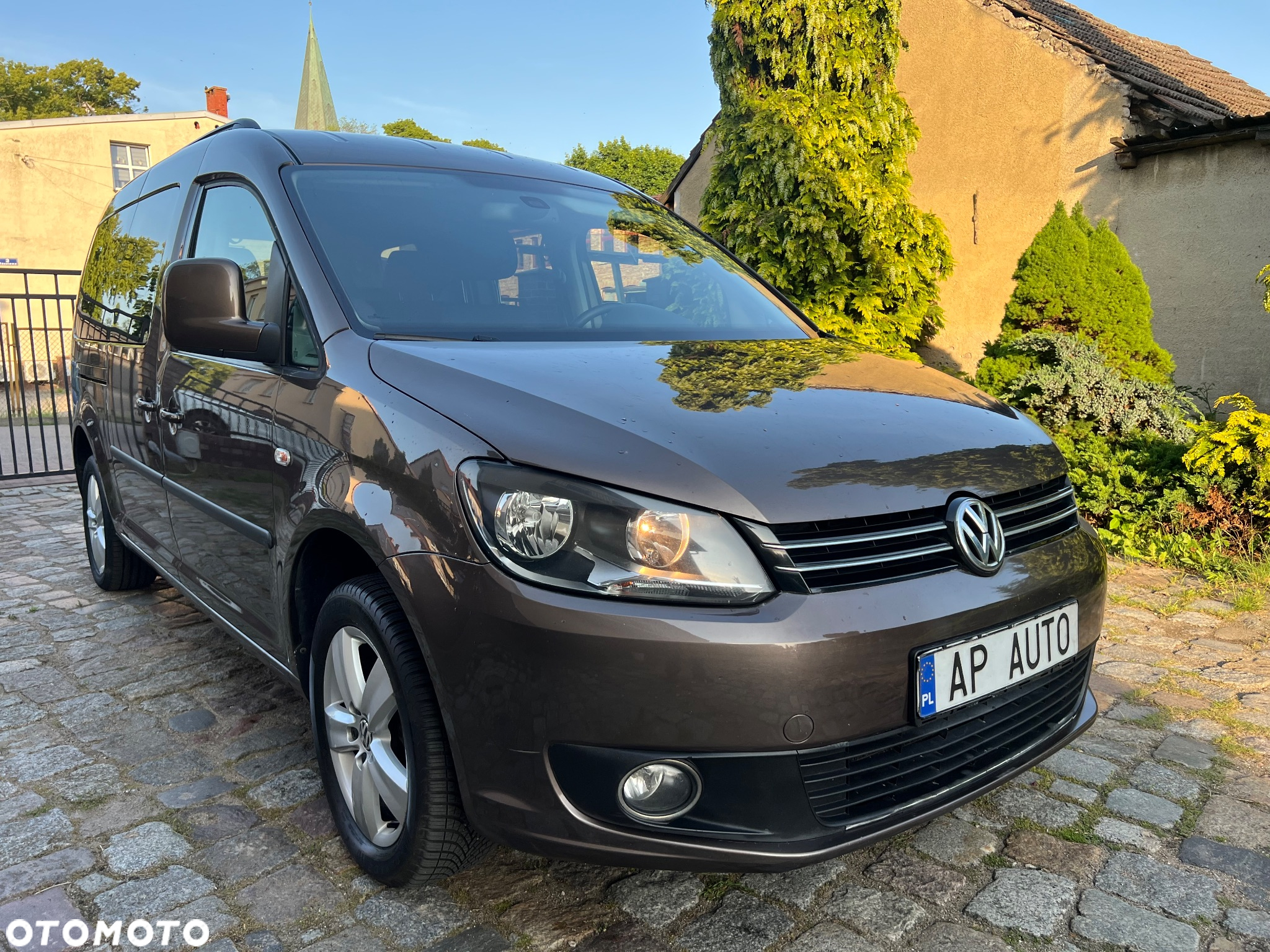 Volkswagen Caddy Maxi 1.6 TDI Comfortline Mixt - 12