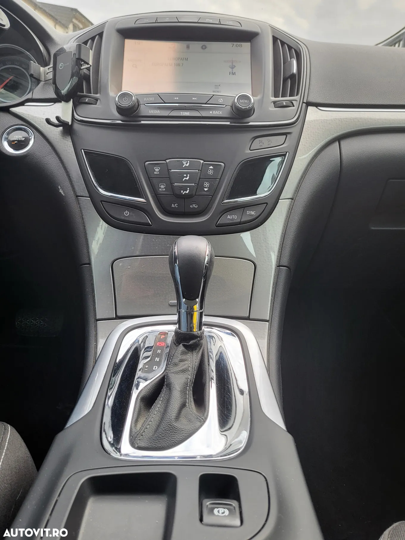 Opel Insignia - 16