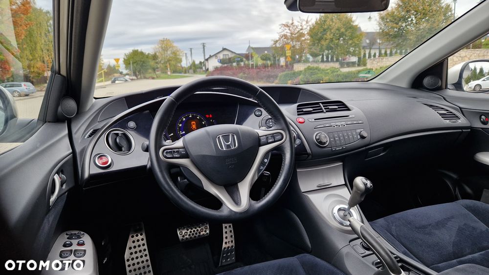 Honda Civic 1.8i-VTEC Automatik Sport - 32