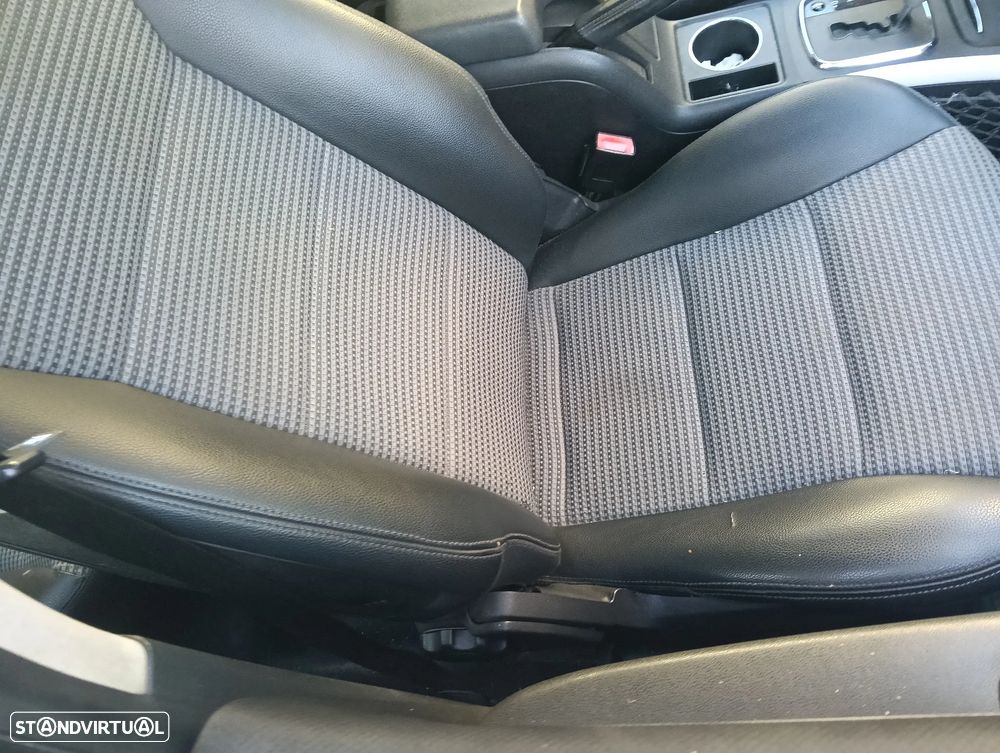 Mercedes-Benz B 180 CDi Autotronic - 13