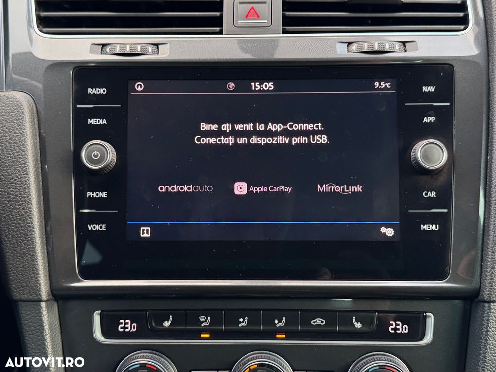 Volkswagen Golf 2.0 BlueTDI Comfortline - 36