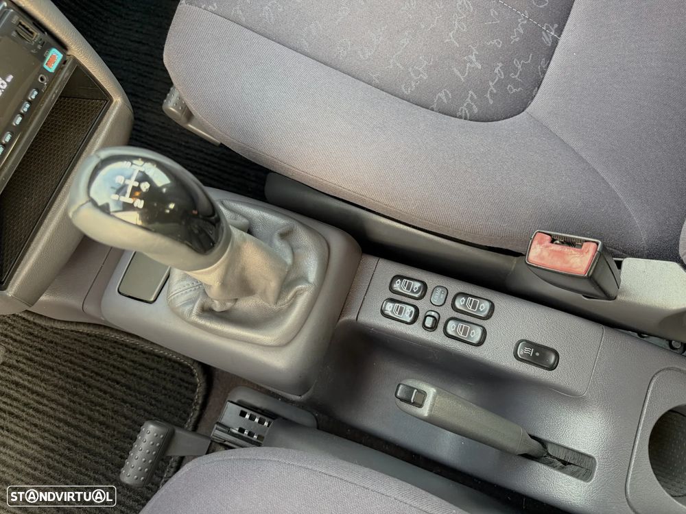 Mercedes-Benz A 170 CDi Elegance — fotografia 17