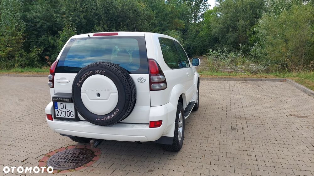 Toyota Land Cruiser - 5