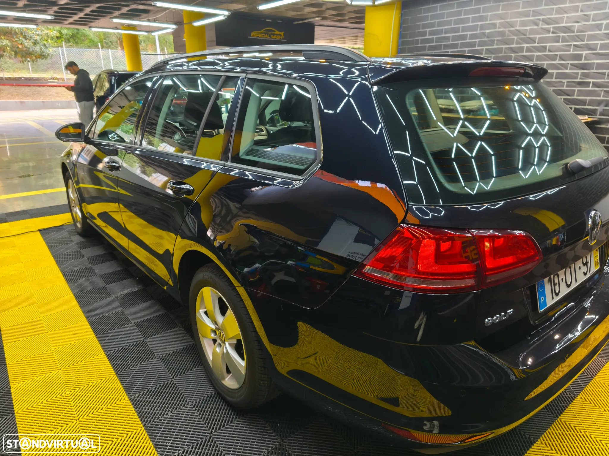 VW Golf Variant 1.6 TDi Highline - 5